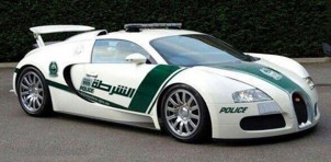 Bugatti Veyron police car - Image: Dubai Police