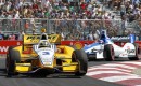 Caastroneves leads Sato - IZOD IndyCar Series photo/LAT USA