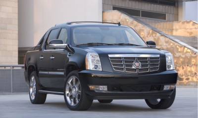2010 Cadillac Escalade EXT Photos