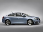 How the 2011 Chevy Cruze Eco Stays Slim, Trim & High-Mileage