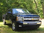 2010 Chevrolet Silverado Hybrid Pickup: First Drive Review