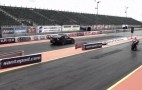Porsche 911 GT2 RS Drag Races Ducati Superbike: Video