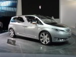 Chrysler 700C Concept  -  2012 Detroit Auto Show
