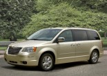2010 Chrysler Town & Country Photos