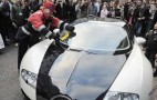 Crowd cheers as Bugatti Veyron gets parking ticket