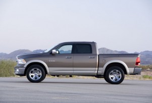 Chrysler Recalls 278,000 Pickups And SUVs Over Loose Rear Axle Fastener Issue