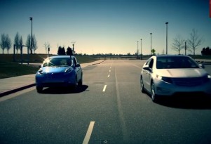 World's Quietest Drag Race? Nissan Leaf Vs Chevy Volt (Video)
