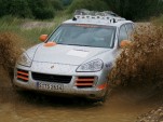 Drivers get acquainted with the Cayenne S Transsyberia