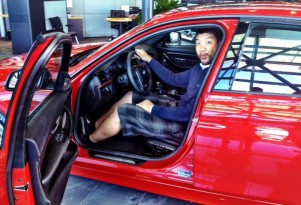Earl Duque picks up his new 2012 BMW 3-Series