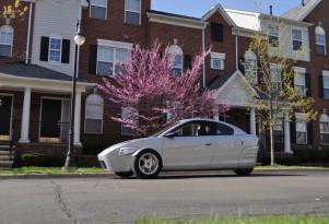 3-Wheeled, 84 MPG Elio Moves A Step Closer To Reality