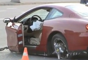 Ferrari 612 Scaglietti crash in Moscow, Russia