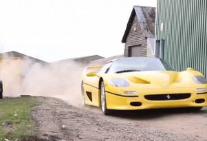 Ferrari F50 plays in the dirt