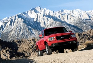 Ford Recalls Ranger, Excursion, E-Series, F-Series For Lighting Flaw
