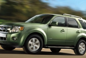 DOT's LaHood Proud To Say He Drives A Ford Escape Hybrid