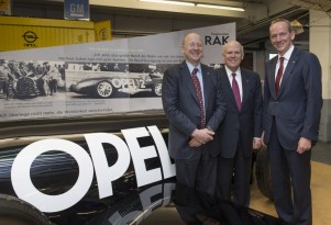 From left to right: Steve Girsky, Dan Akerson and Karl-Thomas Neumann