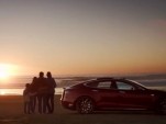 "Gallons of Light" fan-made Tesla Model S commercial