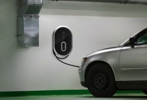 Want A Tax Break On An Electric-Car Charging Station? Act Now!