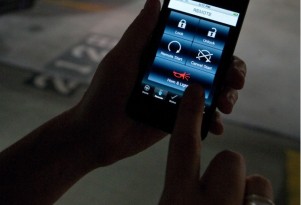 GM's OnStar smartphone app technology