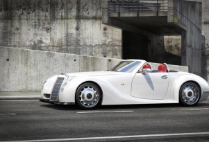 Gullwing America 300 SLC inspired by the 1955 Mercedes-Benz 300 Sc
