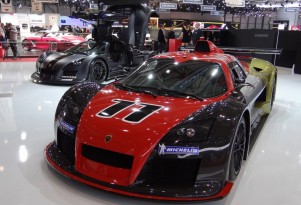 Gumpert Apollo R live photos
