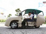 Hiroshima University's iSAVE-SC1 inflatable electric car. [Image: Video screen capture]