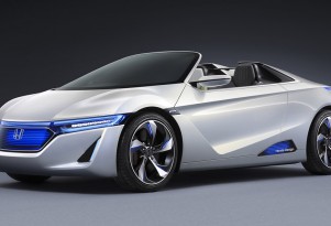 2012 Toyota Corolla, Tokyo Motor Show, Connected Cars: Car News Headlines