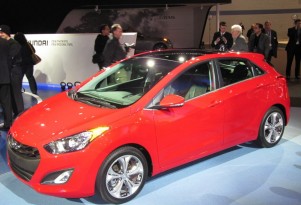 2013 Hyundai Elantra GT Live At The 2012 Chicago Auto Show