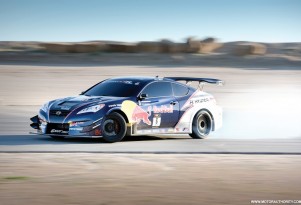 hyundai genesis coupe red bull rmr 017