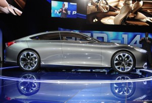 Hyundai HCD-14 Genesis Concept revealed at 2013 Detroit Auto Show