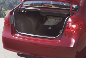 Five Reasons To Consider the 2010 Hyundai Elantra