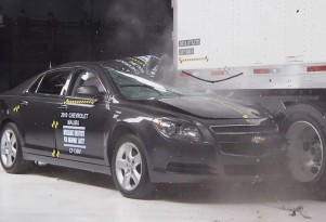 IIHS: Today's "Mansfield Bars" Don't Work So Well (Video)