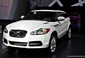 Illustration of Jaguar face on a Land Rover Evoque