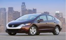 Scott Niedermayer Takes Delivery of Honda FCX Clarity