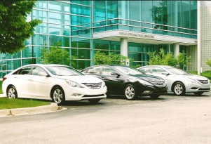2011 Hyundai Sonata:  Three ways to move, reviewed 