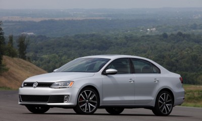 2012 Volkswagen Jetta Sedan Photos