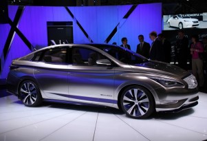 Infiniti LE Concept at New York Auto Show, April 2012