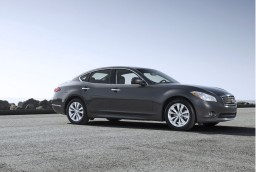 2011 Infiniti M 56 