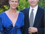 Jamie Lee Curtis Among First Honda Fuel-Cell Owners Jamie Lee Curtis and Christopher Guest