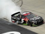 Kasey Kahne celebrates his win at the Food City 500 - image: Tim Parks for Chevrolet