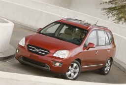 2009 Kia Rondo