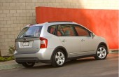 2010 Kia Rondo Photos