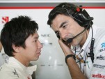 Kobayashi with engineer Francesco Nenci - Sauber F1 Team photo