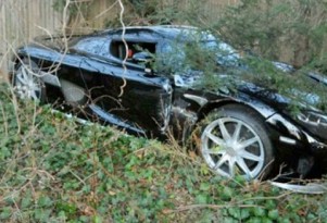 Koenigsegg CCX crashes in Long Island