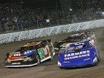 Kyle Busch and Kasey Kahne battle in Prelude To The Dream 