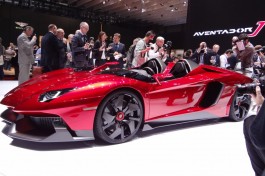 Lamborghini Aventador J live photos