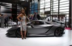 2010 Paris Auto Show: Lamborghini Sesto Elemento Concept Live Photos