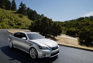 2012-2013 Family Cars With The Best Sound Systems