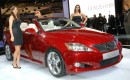 Lexus IS250C in Paris