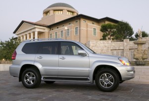 2010 Lexus GX: SUVs Get a Ninth Life