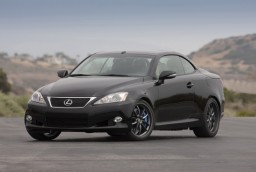 2010 Lexus IS C F Sport accessories